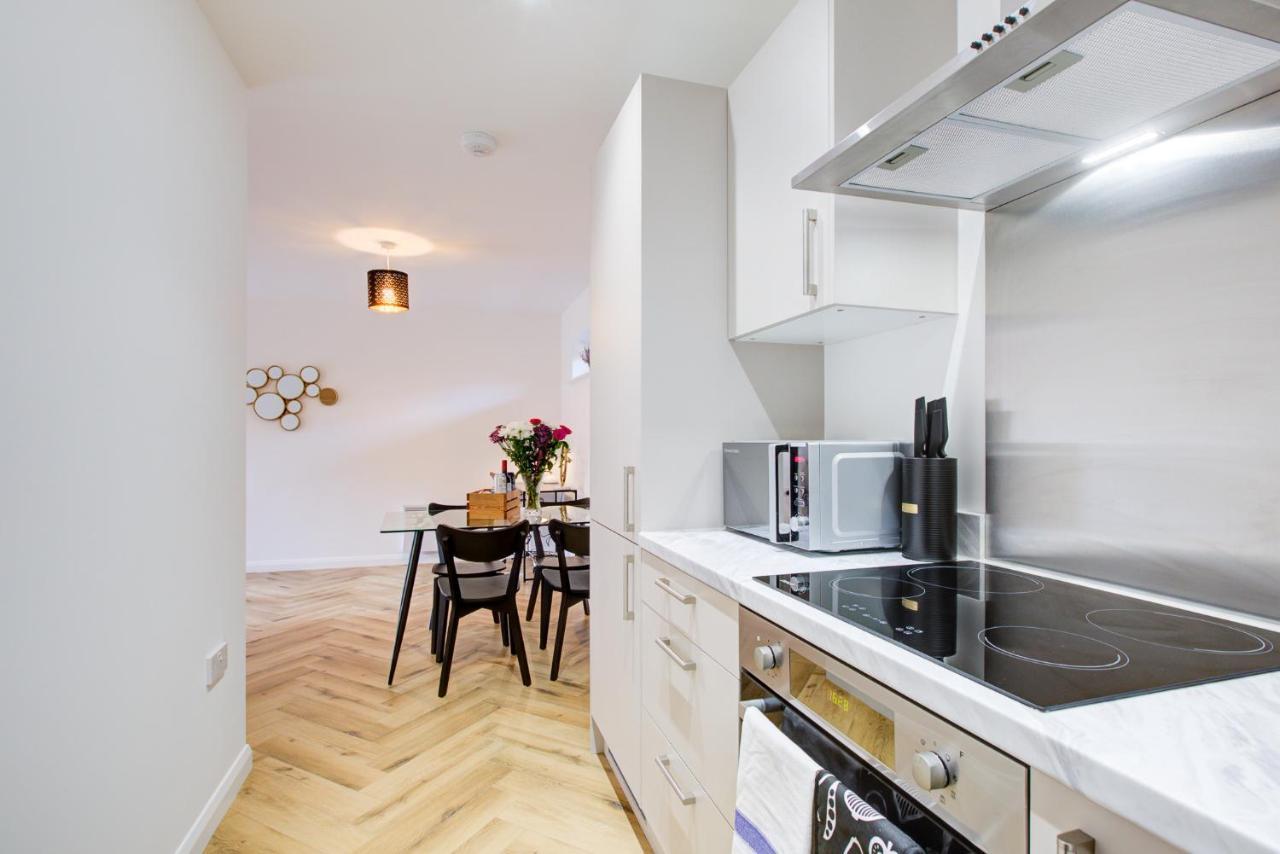 Hybrid Resi - London, Mitcham Close To Tooting And Wimbledon Exteriér fotografie