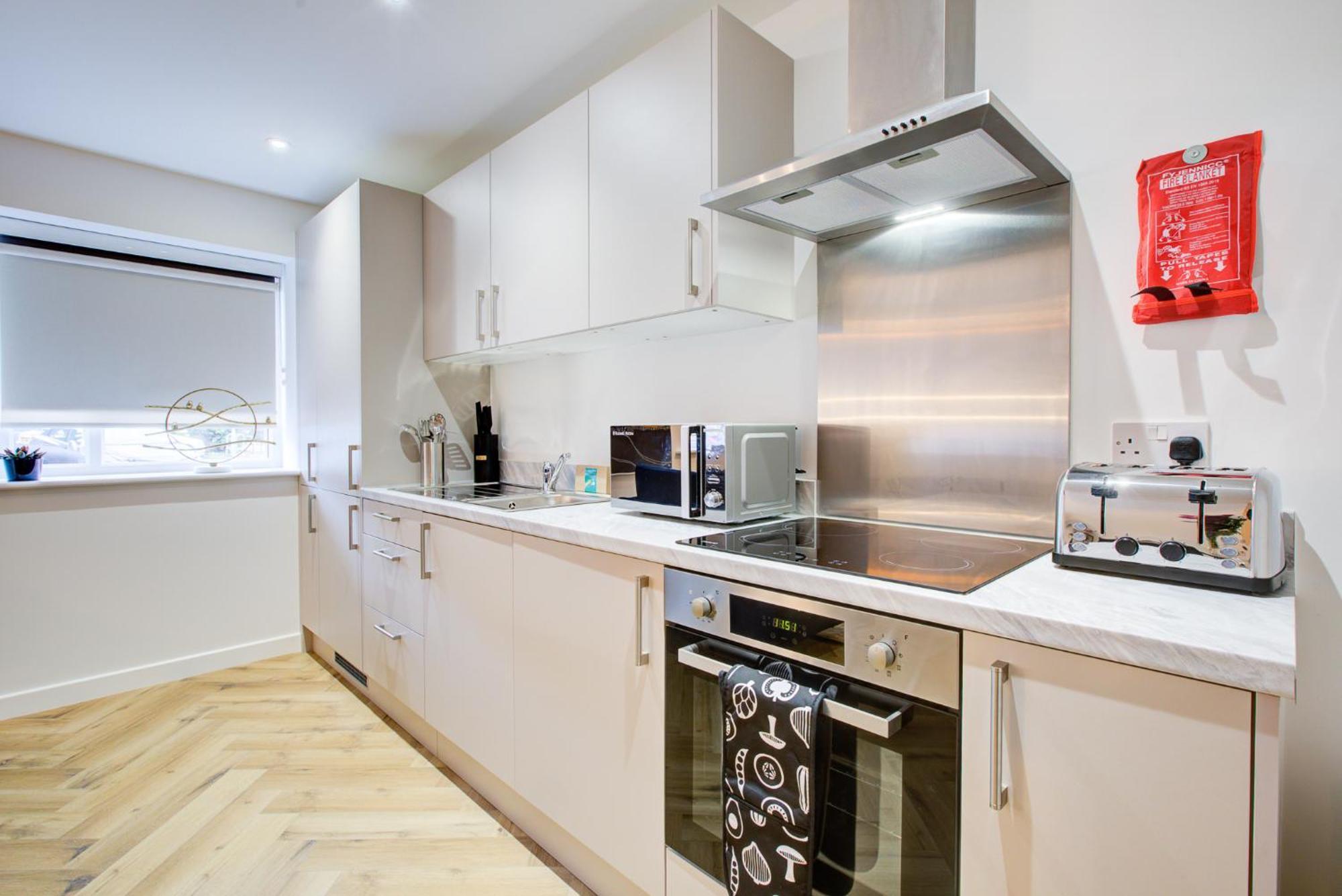Hybrid Resi - London, Mitcham Close To Tooting And Wimbledon Exteriér fotografie