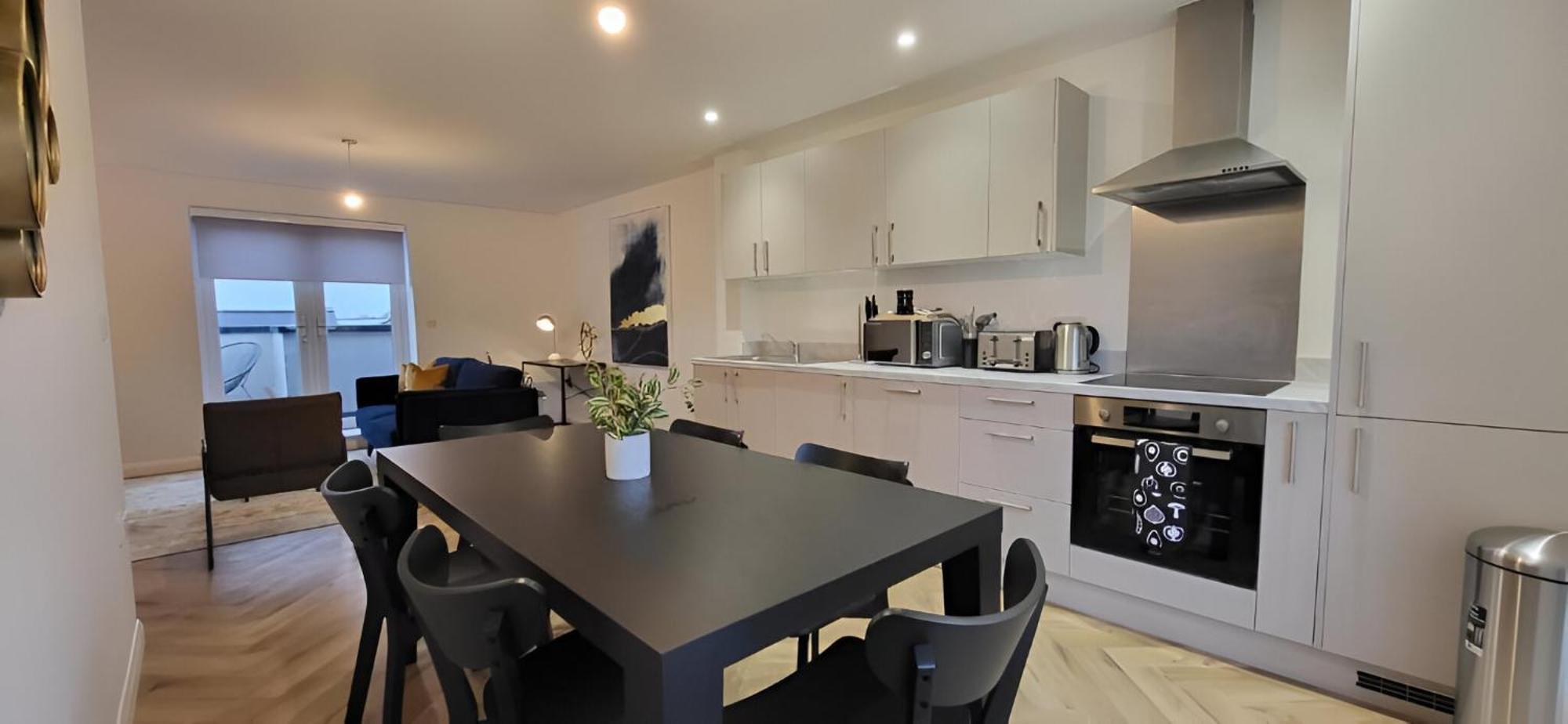 Hybrid Resi - London, Mitcham Close To Tooting And Wimbledon Exteriér fotografie